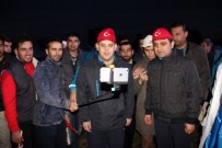 Bakan Çağatay Kılıç, Gençlerle ’selfie’ Çektirdi