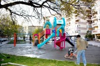 AKSARAY BELEDİYESİ - Çocuk Parkları Modernize Ediliyor