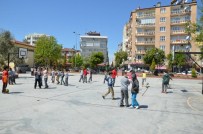 MEHMET ÖZTÜRK - Ekrem Çifçi İlkokulu Spor Alanlarına Kavuştu