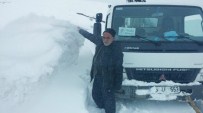 Erzurum’da Kar İki Metreyi Buldu