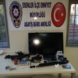 OYUN KONSOLU - Esenler’de Hırsızlık Operasyonu