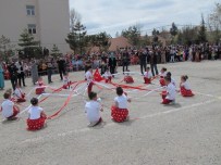 FOLKLOR GÖSTERİSİ - Hisarcık’ta Ertelenen 23 Nisan Ulusal Egemenlik ve Çocuk Bayramı Kutlamaları Yapıldı