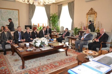 Vali Bektaş Festivalin Yabancı Konuklarıyla Buluştu