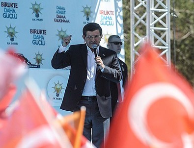 Başbakan Davutoğlu: Onlar konuşur Ak Parti yapar