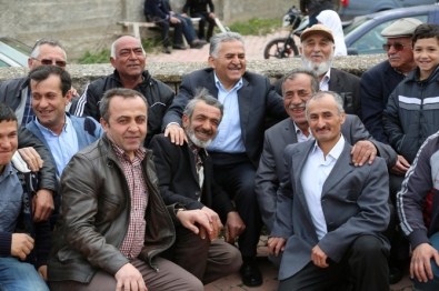 Başkan Büyükkılıç, Küçük Bürüngüz Halkı İle Kucaklaştı…