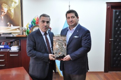 Çelikcan: 'Birlik ve Beraberlik İçerisinde Hareket Etmeliyiz'