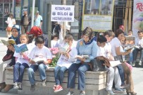 ALAADDIN YıLMAZ - Bolu’da İlkokul Öğrencilerinden Kitap Okuma Etkinliği