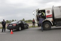 FATMA AKSAL - Edirne'de Trafik Kazası: 3 Yaralı