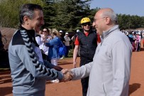 UTKU ÇAKIRÖZER - Kent Ormanındaki Yürüyüşle 700 Kadın Bahara 'Merhaba' Dedi