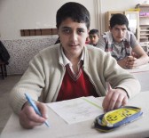 Afyonkarahisar’da 11 Bin 254 Öğrenci Teog Sınavına Girdi