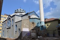 Balıkpazarına Nefes Aldıracak Yıkımlar Tamamlandı