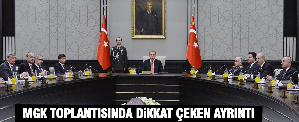 MGK Salonu'nda dikkat çeken ayrıntı