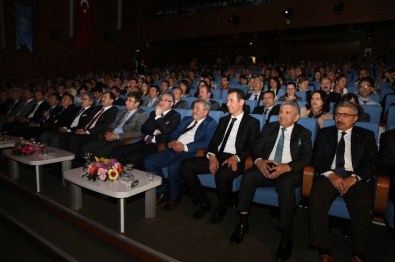 Müsteşar Yardımcısından Tsm Yarışmasında Türkü Ziyafeti