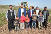 HASAN KARAKAŞ - Siverek'te Yol Yapım Çalışmaları