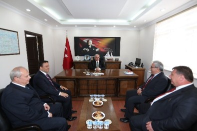 Vali Tuna, Beylikova İlçesi'nde Ziyaret Ve İncelemelerde Bulundu