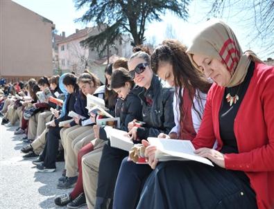 Bozüyük'te 'okulca Okuyoruz'Etkinliği Düzenlendi