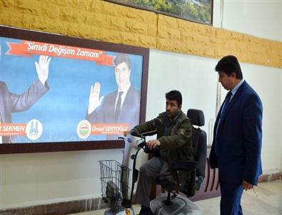 Milletvekili Yılmaz, Engelli Vedat'ı Sevindirdi