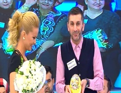 Norveç'ten geldi tüm ailesini Müge Anlı ile Tatlı Sert'te buldu