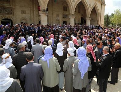 Şanlıurfa'da 'üç Dilde'Dua Edildi