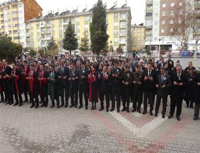 Seydişehir Adliyesi Önünde Şehit Savcı Kiraz Anıldı