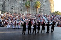 DÜNYA DANS GÜNÜ - Bodrum'da Dünya Dans Günü Kutlandı