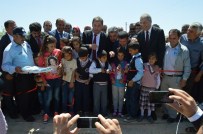 LEVENT PIRIŞTINA - Buca Belediyesi, Kesmetepe Belediyesine Yardım Elini Uzattı