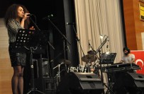 DÜŞÜNCE ÖZGÜRLÜĞÜ - Bursa'da 'Türkiye'den Kadın Sesi'Caz Konseri Verildi