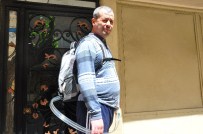 TOTAL YAPAY KALP - Kalbini Sırtında Taşıyor