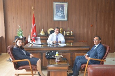 KKTC Konsolosu İnanıroğlu'dan İl Müdürü Koca'ya Ziyaret