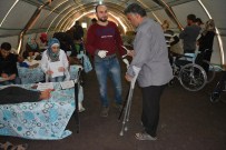 Suriyeli Sığınmacılara Medikal Malzeme Yardımı