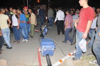 YOLCU TRENİ - Tarsus'ta Hemzemin Geçitte Akıl Almaz Kazada 5 Kişi Yaralandı