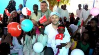 AİLE HEKİMİ - Türk Doktorlar Sudan'da 2 Bin Çocuğu Sünnet Etti