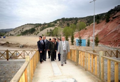 Vali Nayir, Yenipazar İlçesindeki Harmankaya Kanyonunda İncelemede Bulundu