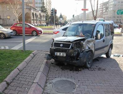 Kayseri'de Trafik Kazası Açıklaması