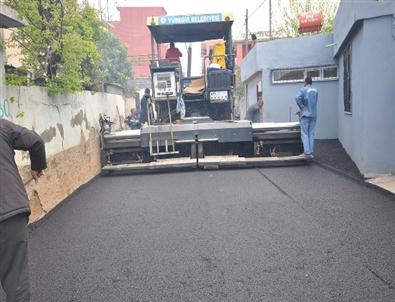 Yüreğir'de Yol Çalışmaları