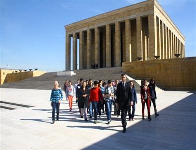 Kuzyaka Ortaokulu Öğrencileri Ankara’yı Gezdi