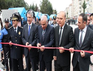 Elazığ'da Polis Sergisi Açıldı