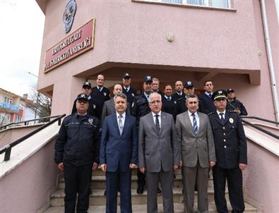 Vali Tuna Ertuğrulgazi Polis Merkezi Amirliği’ni Ziyaret Etti