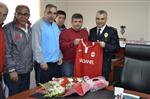 DARDANELSPOR - Dardanelspor’dan Çevik Kuvvete Ziyaret