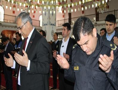 Şehit Polisler İçin Mevlit Okutuldu