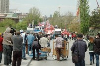 SIHHİYE - Başkent'te 1 Mayıs Sıhhiye'de kutlandı