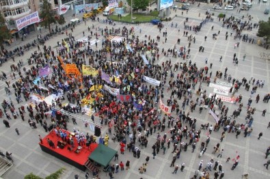 Samsun'da 1 Mayıs Renkli Kutlandı