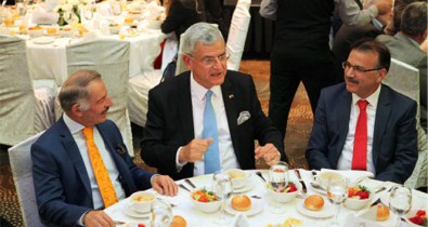 'Türkiye'de İktidar Sorunu Yok, Muhalefet Sorunu Var!'