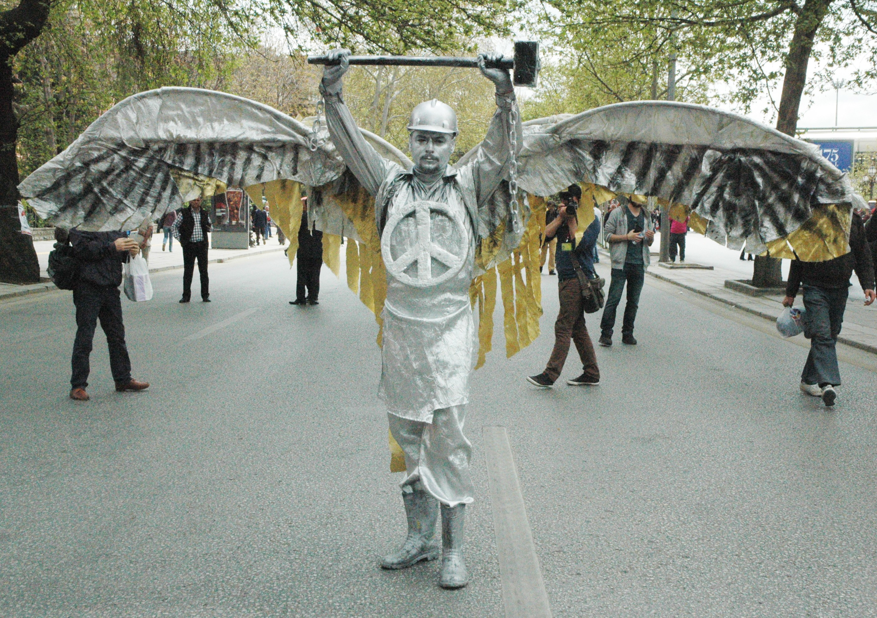 Başkent'te 1 Mayıs Sıhhiye'de kutlandı