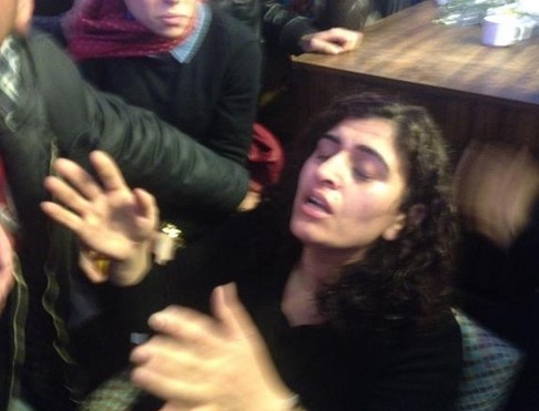 Beşiktaş'ta polis dağılmayan gruba müdahale etti