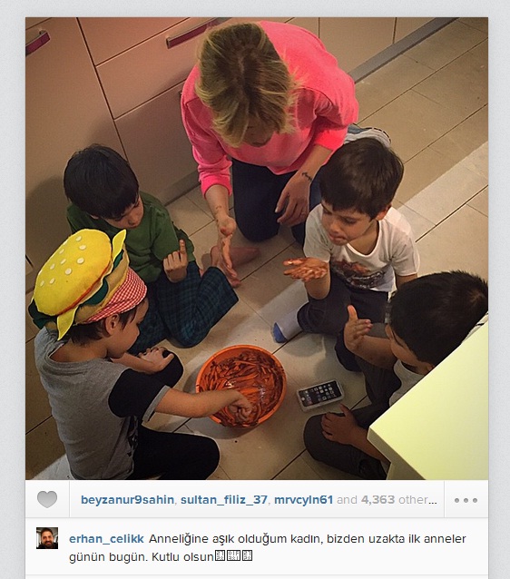 Erhan Çelik'in anneler günü paylaşımı