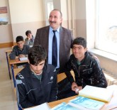 Ağrı Milli Eğitim Müdür Vekili Hasanoğlu'ndan Okul Ziyareti