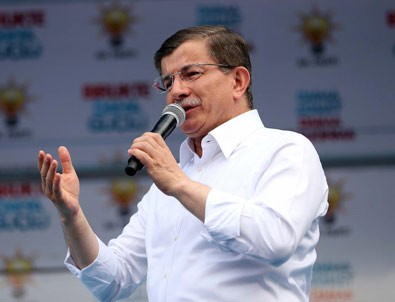 Başbakan Davutoğlu: Biz herkesin partisiyiz