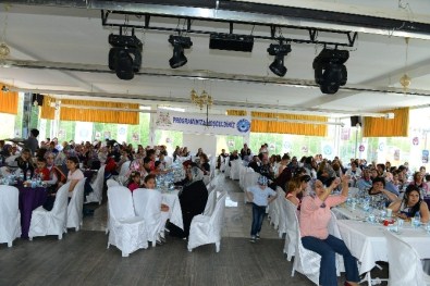 Başkan Günaydın Anneleri Unutmadı