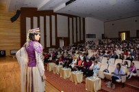 MURAT DURU - Kazan'da Kınalı Gelin Defilesi